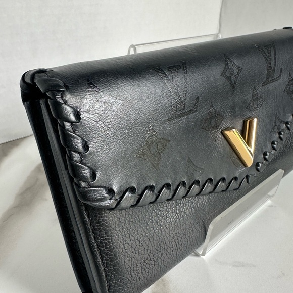 Authentic Louis Vuitton Cuir wallet W/COA - Picture 4 of 16